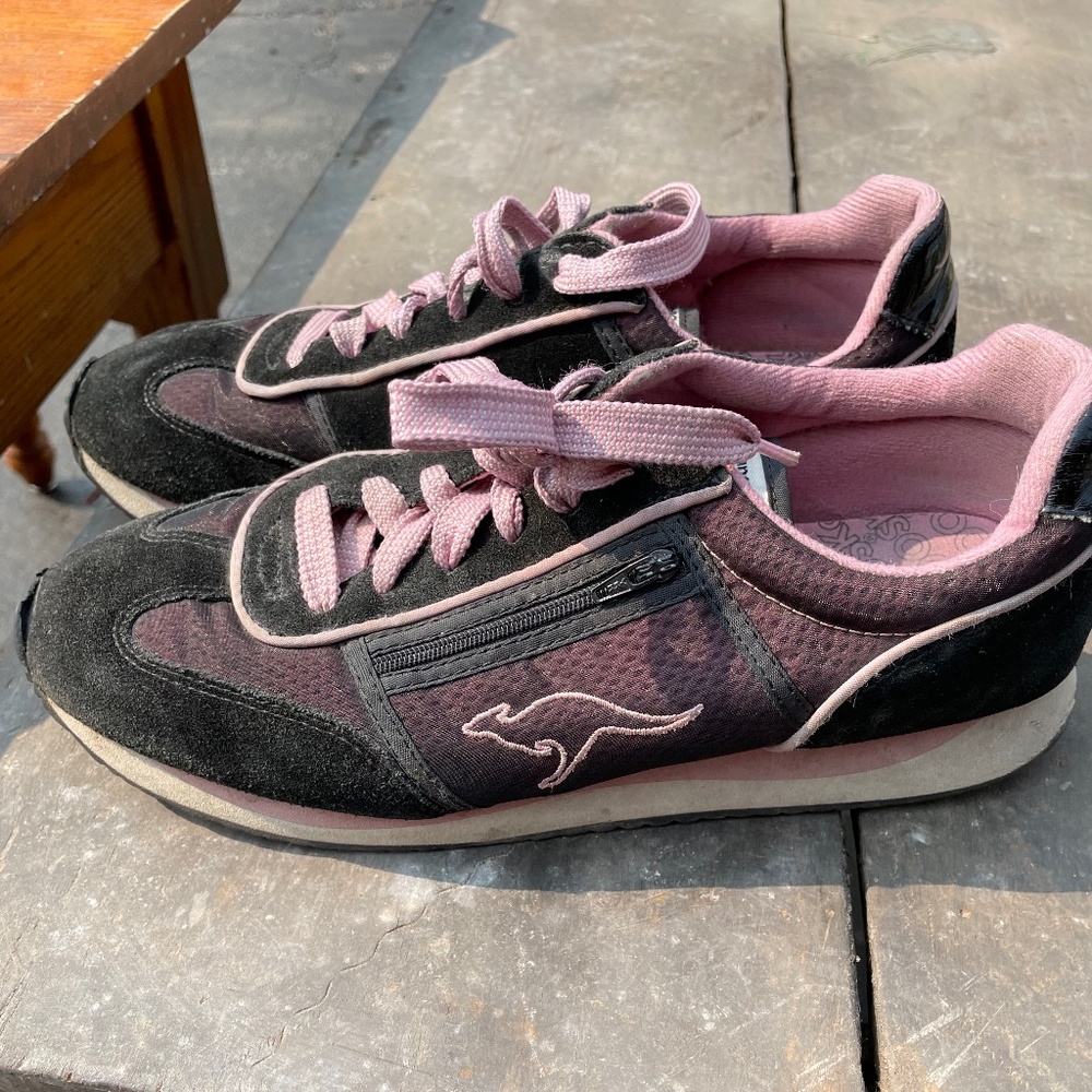 KangaROOS Pink and Black Sneakers